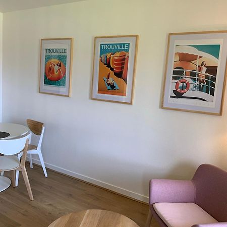 L'Appartement Vue Mer De La Villa Des Rosiers - Trouville Sur Mer Exterior foto