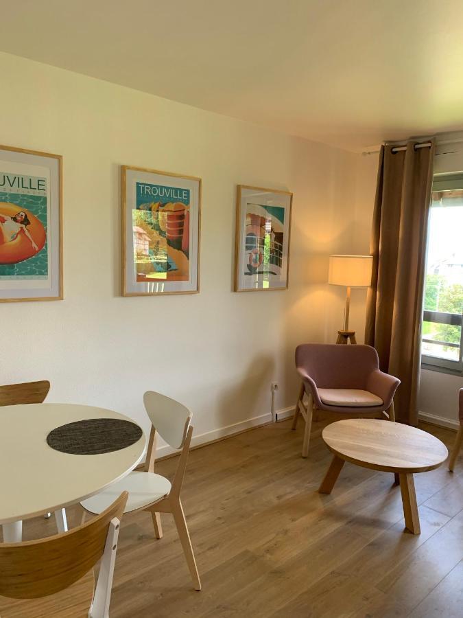 L'Appartement Vue Mer De La Villa Des Rosiers - Trouville Sur Mer Exterior foto